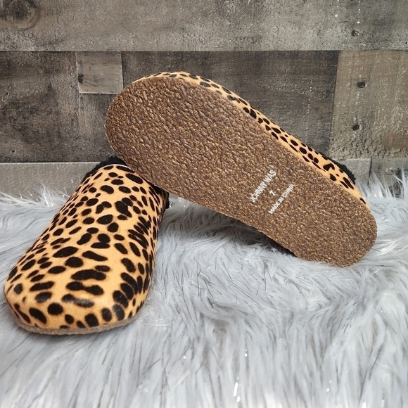 New Johnny Was Cheetah Print Calf Hair Mules 7 - Picture 10 of 13
